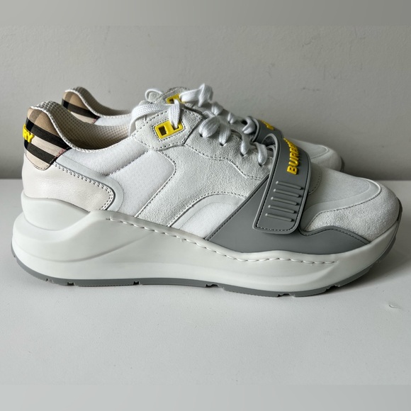 Burberry Suede, Vintage Check and Leather Man’s Sneakers - Picture 2 of 16